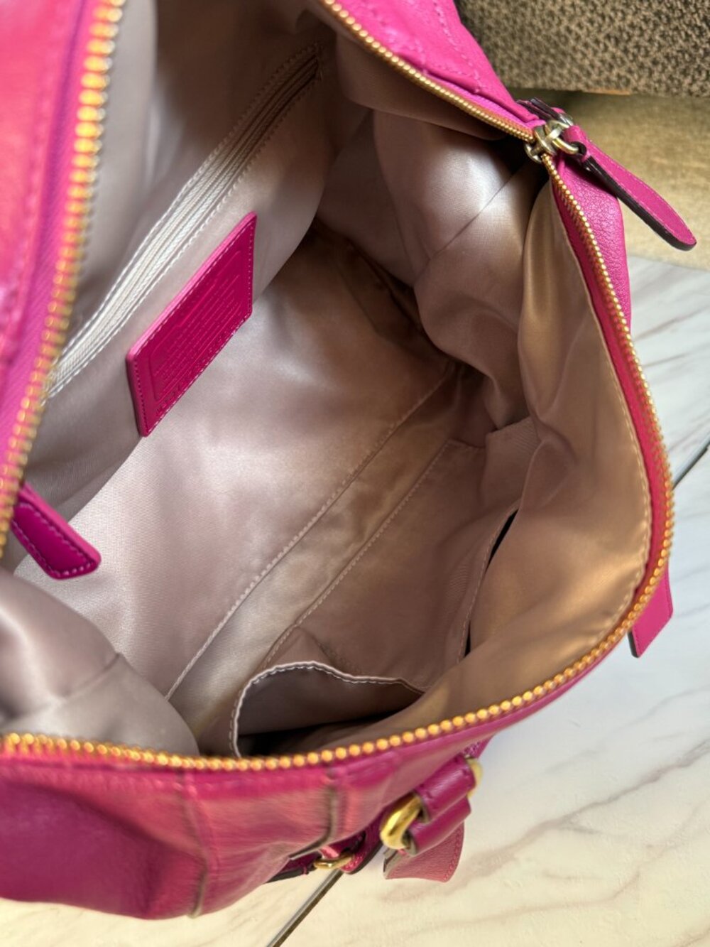 RARE & VINTAGE (2000s) Coach Ashley Leather Satchel in Raspberry - Picture 10 of 14